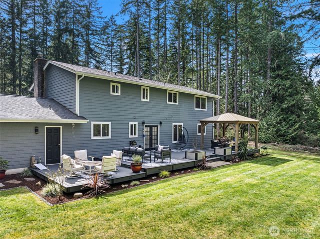 5571 SE Nelson Road, Olalla, WA 98359