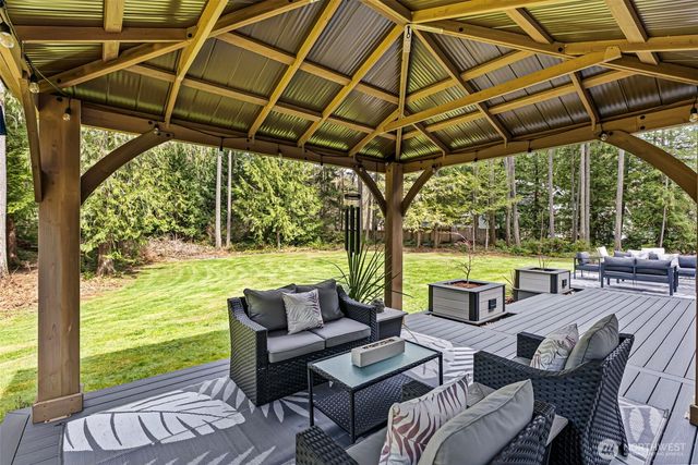 5571 SE Nelson Road, Olalla, WA 98359