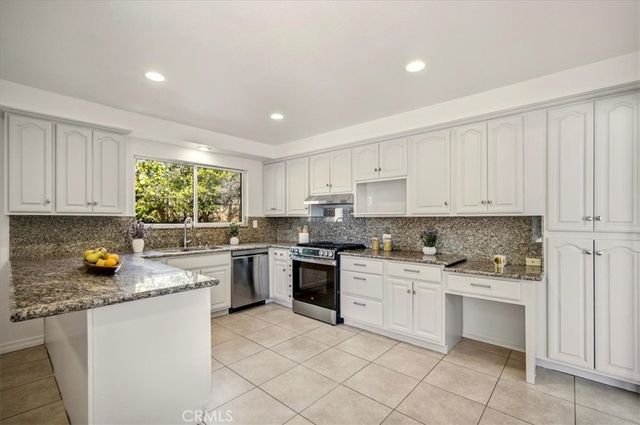 1458 N Mountain, Claremont, CA 91711