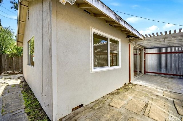 1458 N Mountain, Claremont, CA 91711