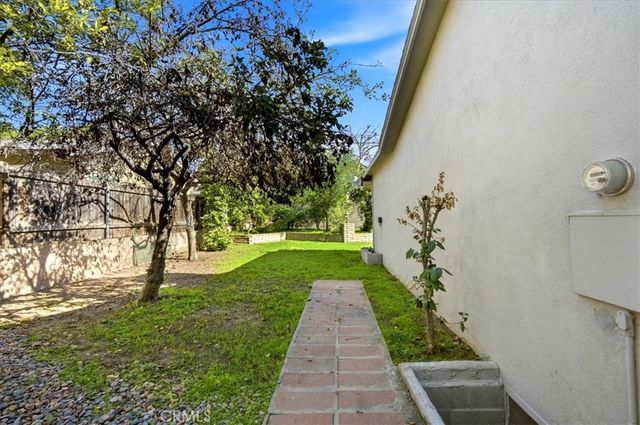 1458 N Mountain, Claremont, CA 91711