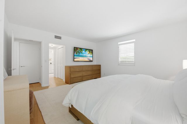 226 Brazilian Avenue 2b, Palm Beach, FL 33480