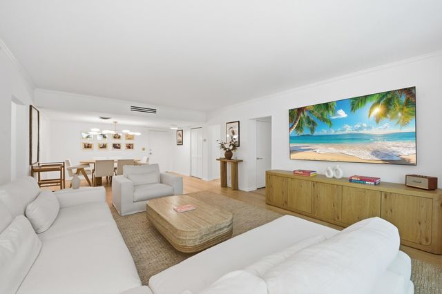 226 Brazilian Avenue 2b, Palm Beach, FL 33480