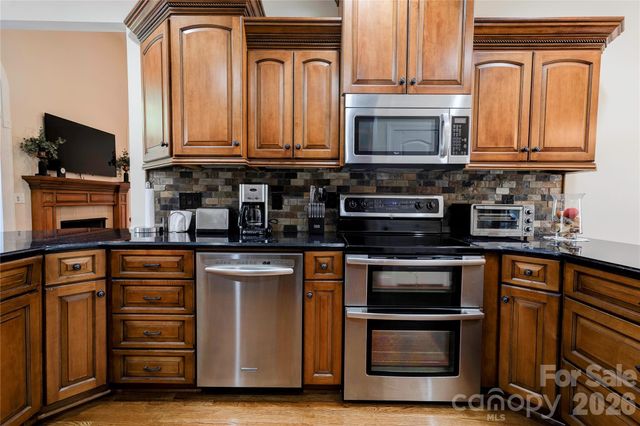 207 Cross Creek Drive, Cherryville, NC 28021