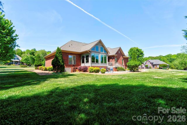 207 Cross Creek Drive, Cherryville, NC 28021