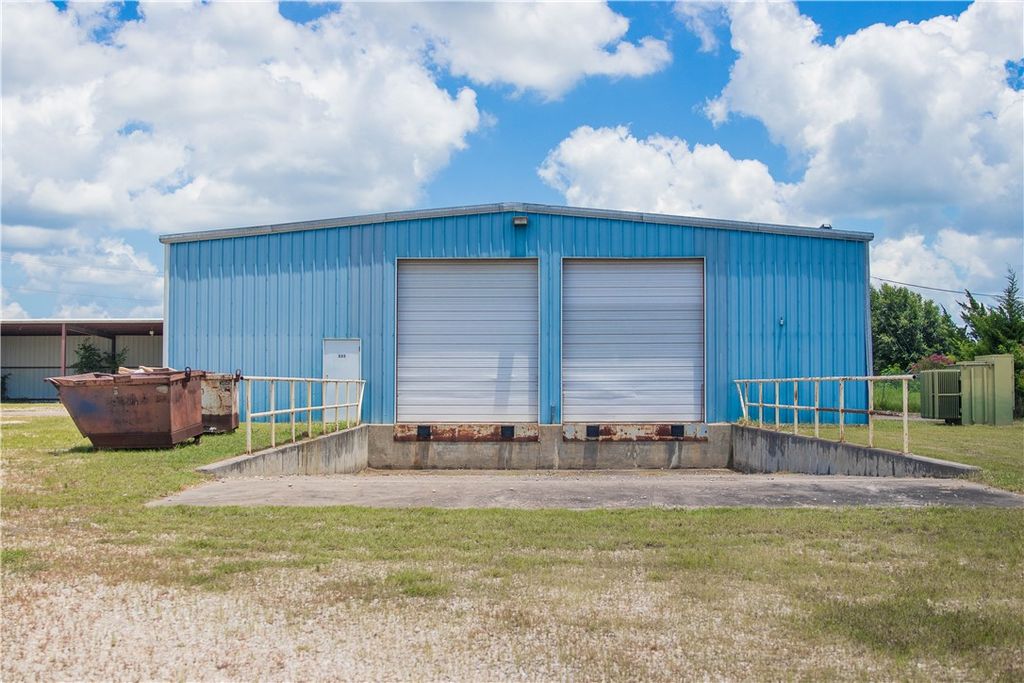 335 Nagel Drive, Caldwell, TX 77836 — photo 3