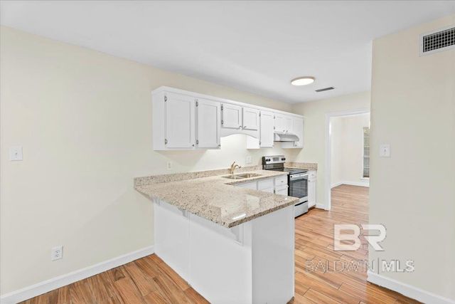 123 Lakeview Loop, Daphne, AL 36526