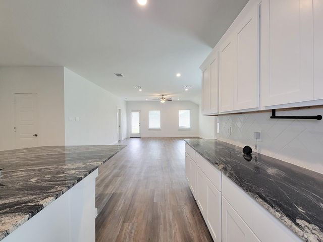 1014 Star Grass Lane, Rosharon, TX 77583