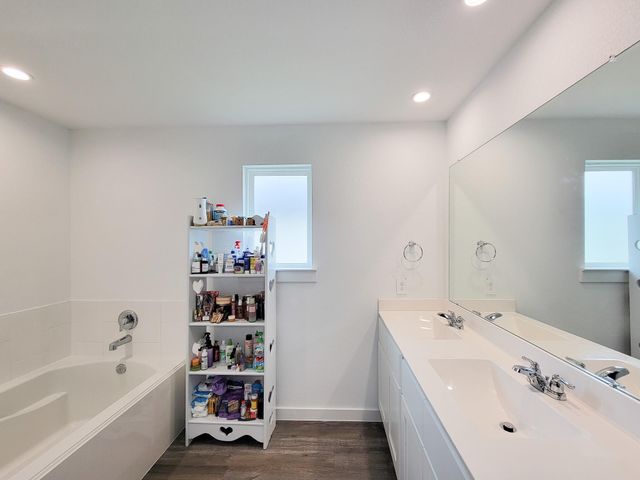 1014 Star Grass Lane, Rosharon, TX 77583