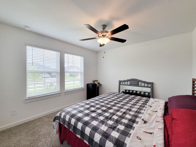 1014 Star Grass Lane, Rosharon, TX 77583