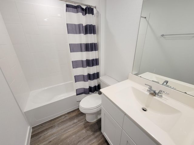 1014 Star Grass Lane, Rosharon, TX 77583