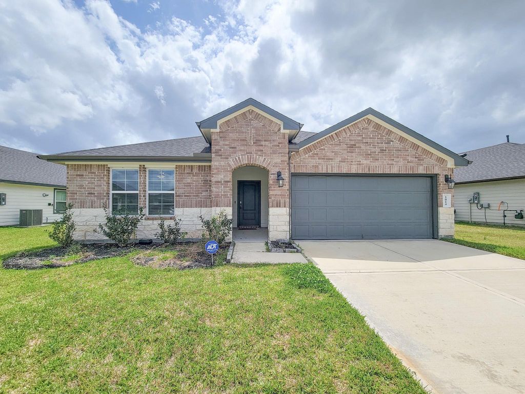 1014 Star Grass Lane, Rosharon, TX 77583