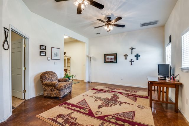 1003 OVILLA Road, Red Oak, TX 75154