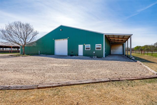 1003 OVILLA Road, Red Oak, TX 75154