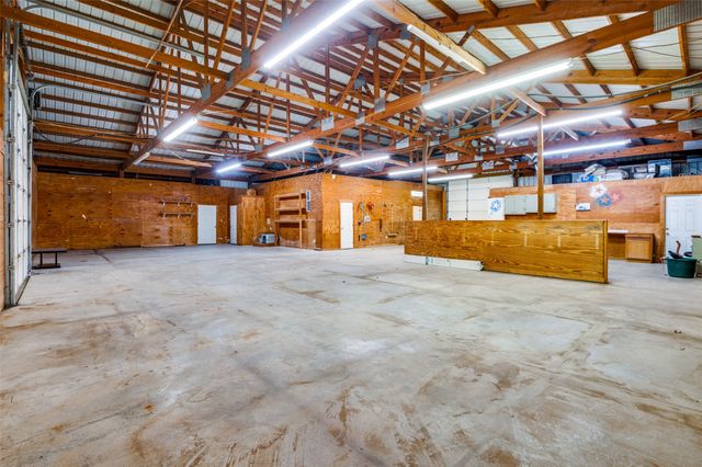 1003 OVILLA Road, Red Oak, TX 75154