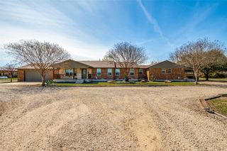 1003 OVILLA Road, Red Oak, TX 75154