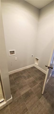 200 SE 8th Street, Oak Grove, MO 64075