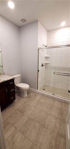 200 SE 8th Street, Oak Grove, MO 64075