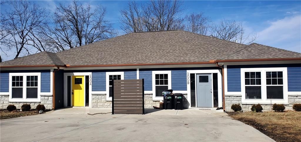 200 SE 8th Street, Oak Grove, MO 64075