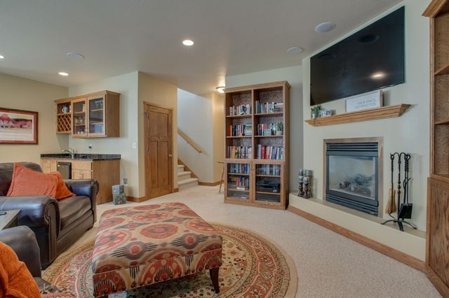 1610 42nd Avenue S, Moorhead, MN 56560