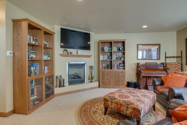 1610 42nd Avenue S, Moorhead, MN 56560