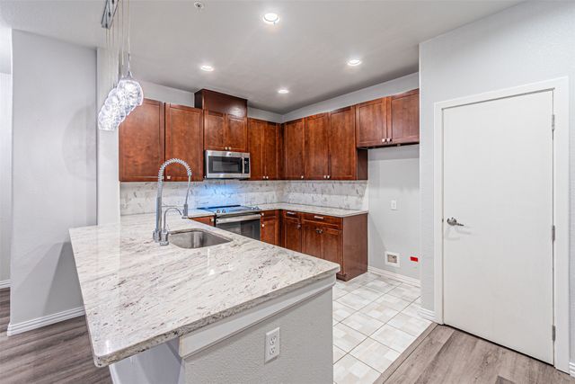 1220 W Trinity Mills Road 2007, Carrollton, TX 75006