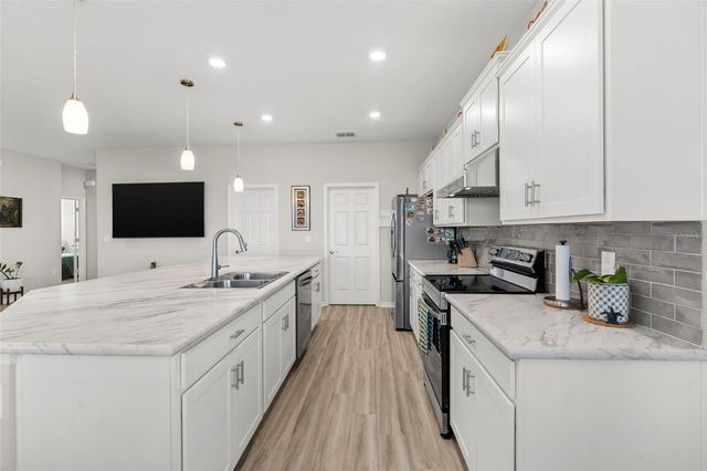 1553 FLEUR DRIVE, Davenport, FL 33837