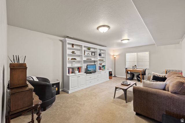 7924 S HARTLEY LN, West Jordan, UT 84081