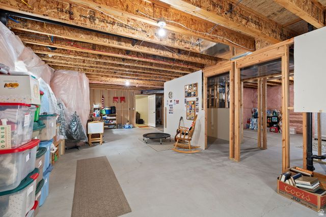 7924 S HARTLEY LN, West Jordan, UT 84081