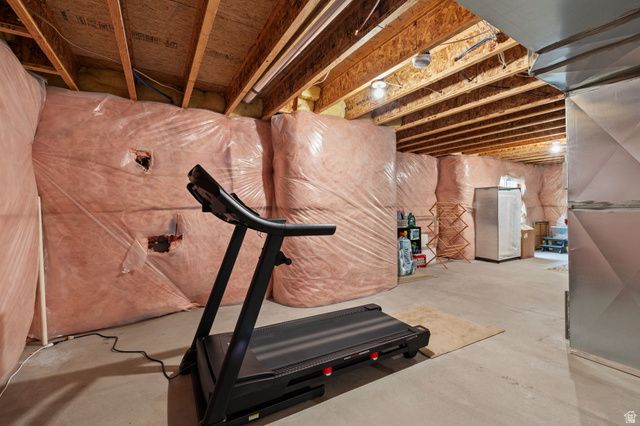 7924 S HARTLEY LN, West Jordan, UT 84081