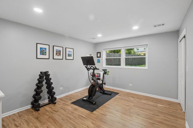 3923 Rutgers Lane, Northbrook, IL 60062