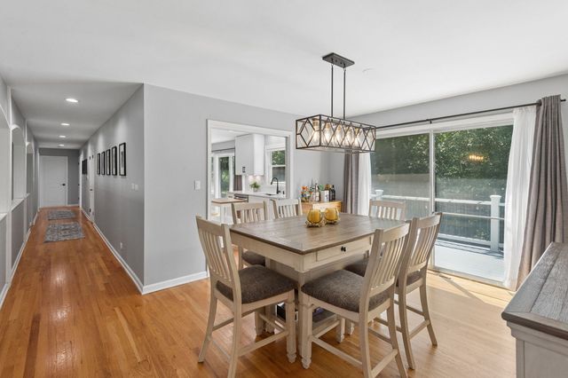 3923 Rutgers Lane, Northbrook, IL 60062
