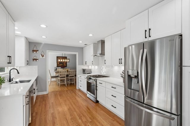 3923 Rutgers Lane, Northbrook, IL 60062