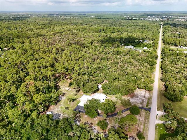 260 35th AVE NW, Naples, FL 34120