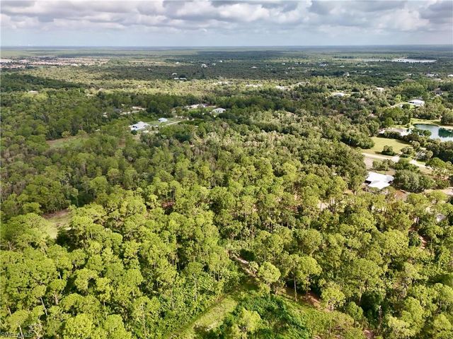 260 35th AVE NW, Naples, FL 34120