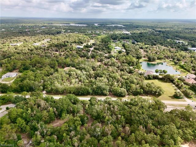 260 35th AVE NW, Naples, FL 34120