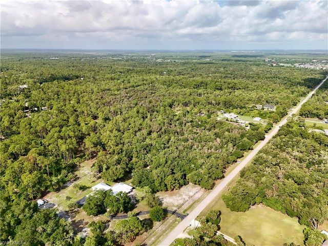 260 35th AVE NW, Naples, FL 34120