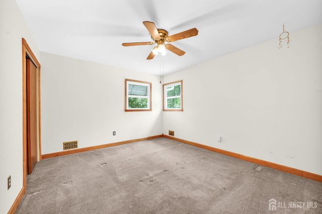 12 Gover Court, Spotswood, NJ 08884