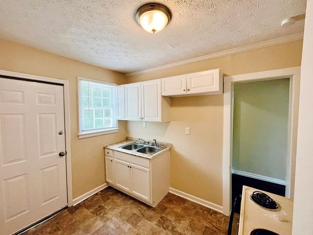 52 Mathews Street, Columbus, GA 31903