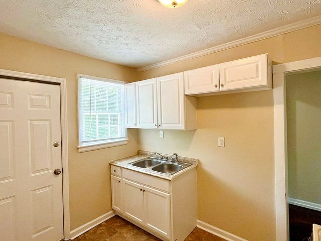 52 Mathews Street, Columbus, GA 31903