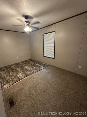 92 South, Cartwright, OK 74731