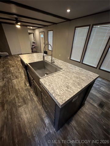 92 South, Cartwright, OK 74731