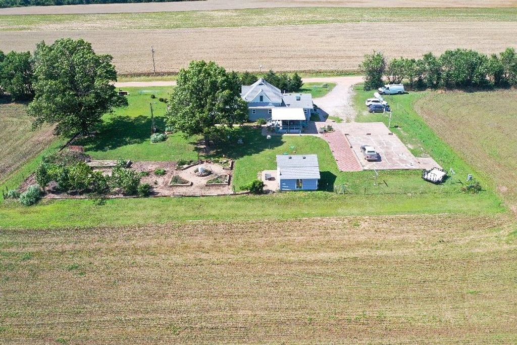 30121 W 63rd, Cheney, KS 67025