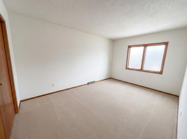 14012 Underclift Street NW, Andover, MN 55304