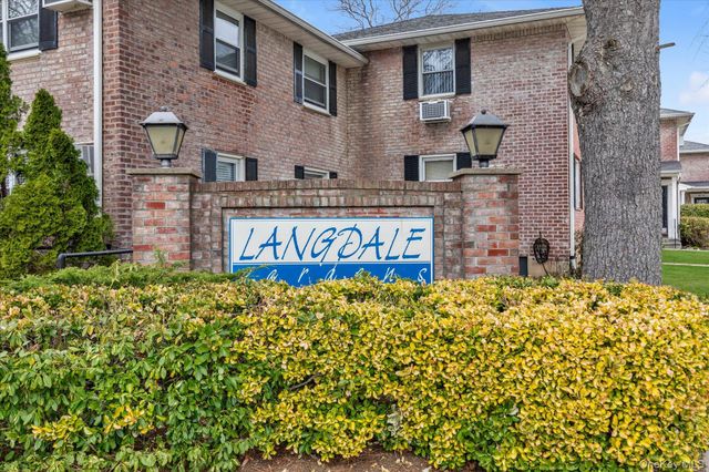 8237 Langdale Street 114A, New Hyde Park, NY 11040