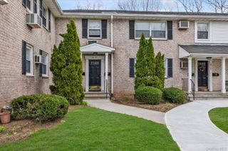 8237 Langdale Street 114A, New Hyde Park, NY 11040