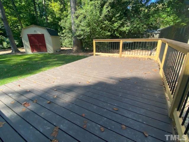 404 S Montreal Court, Cary, NC 27511