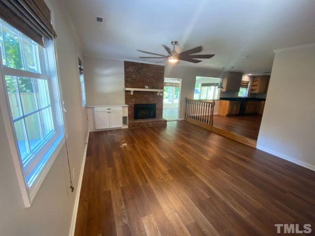 404 S Montreal Court, Cary, NC 27511