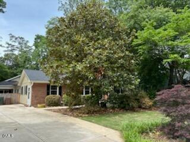 404 S Montreal Court, Cary, NC 27511