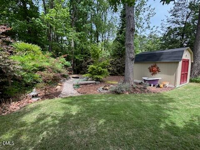 404 S Montreal Court, Cary, NC 27511